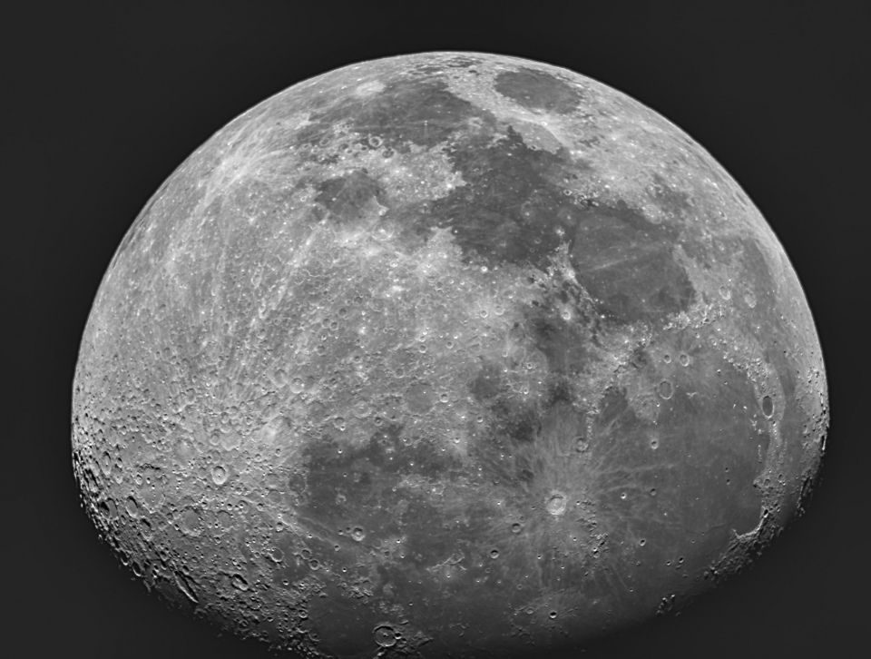 Lune 24 Mars 2021