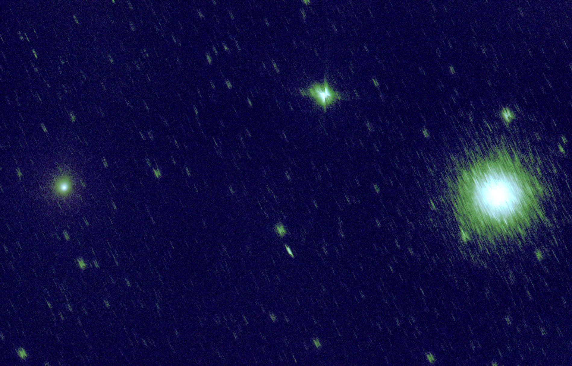 r_pp_Palomar_M3_30s_stacked_comete_recadree_miroir_gradient_gimp.png.185c98eac0799657fcd0b513ff3d243e.png