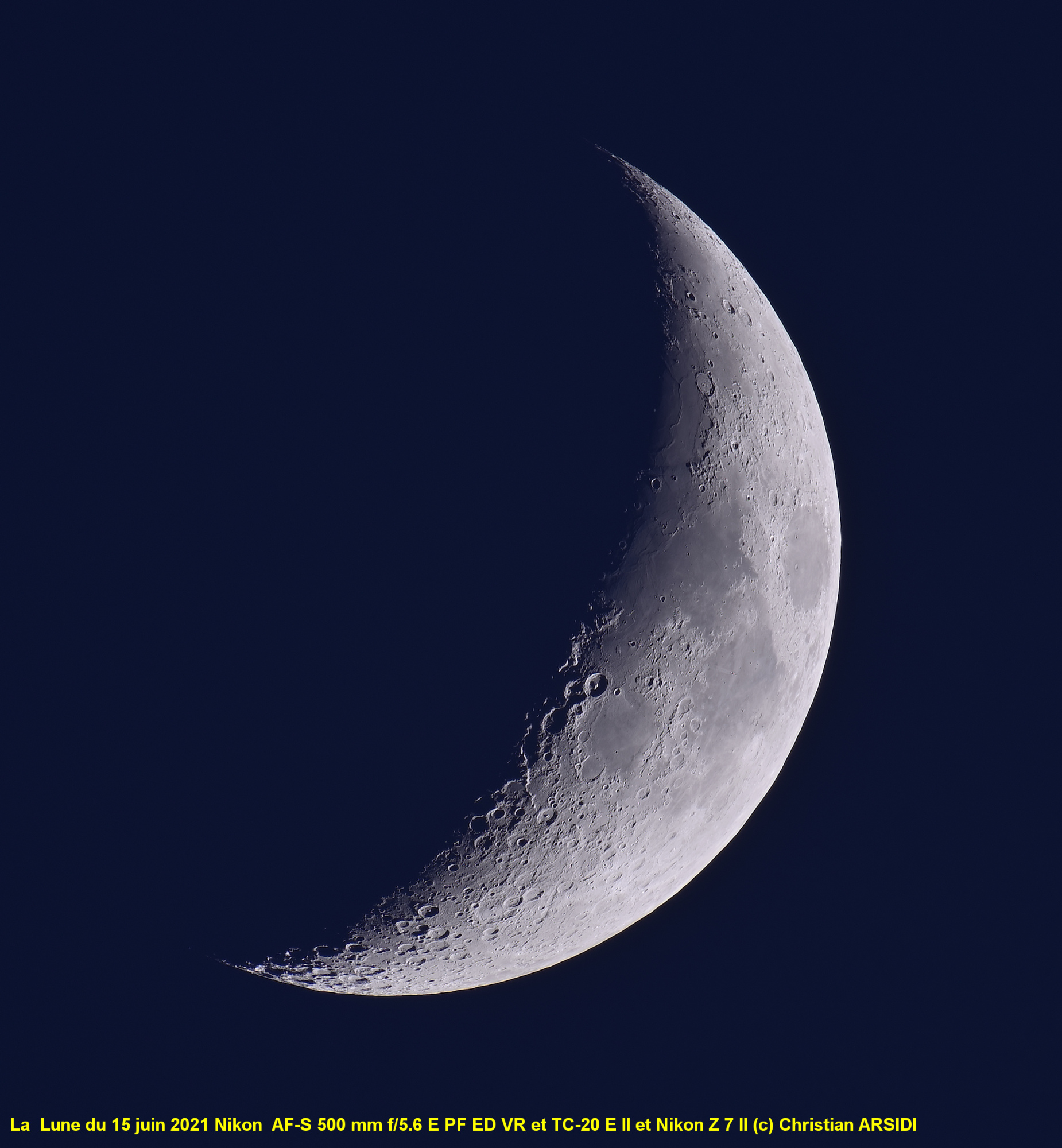 La Lune 25 images traitée BV JPEG.jpg