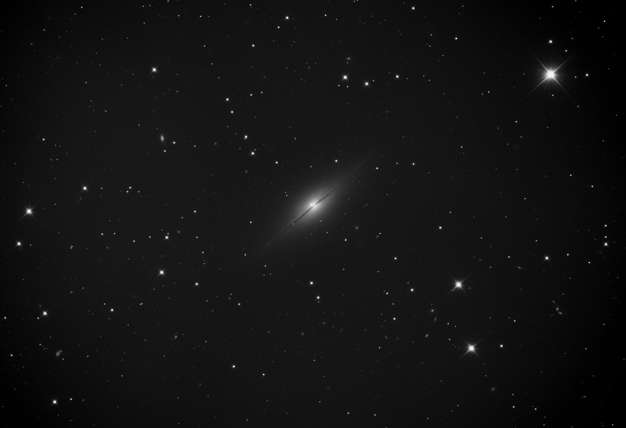 NGC7814-correction étoile2crop.jpg