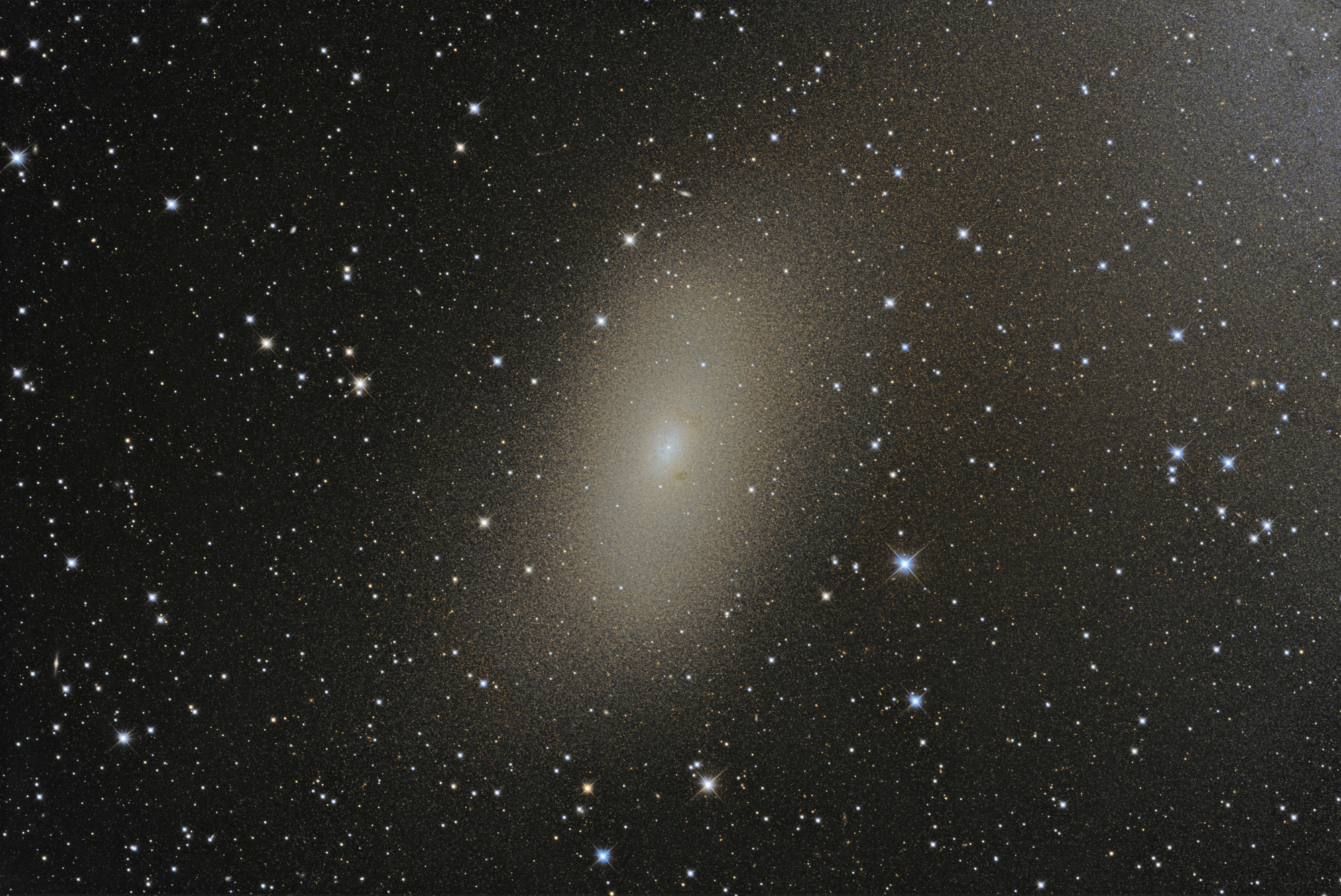 NGC-205-pour-serge-finale-6000-pix.jpg