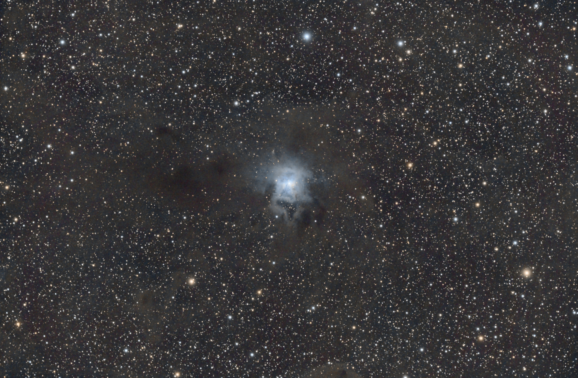618054a1a7068_NGC7023_RGB-pix-finale.thumb.jpg.f13a318b2162c96ce4d302e9a9ad8160.jpg