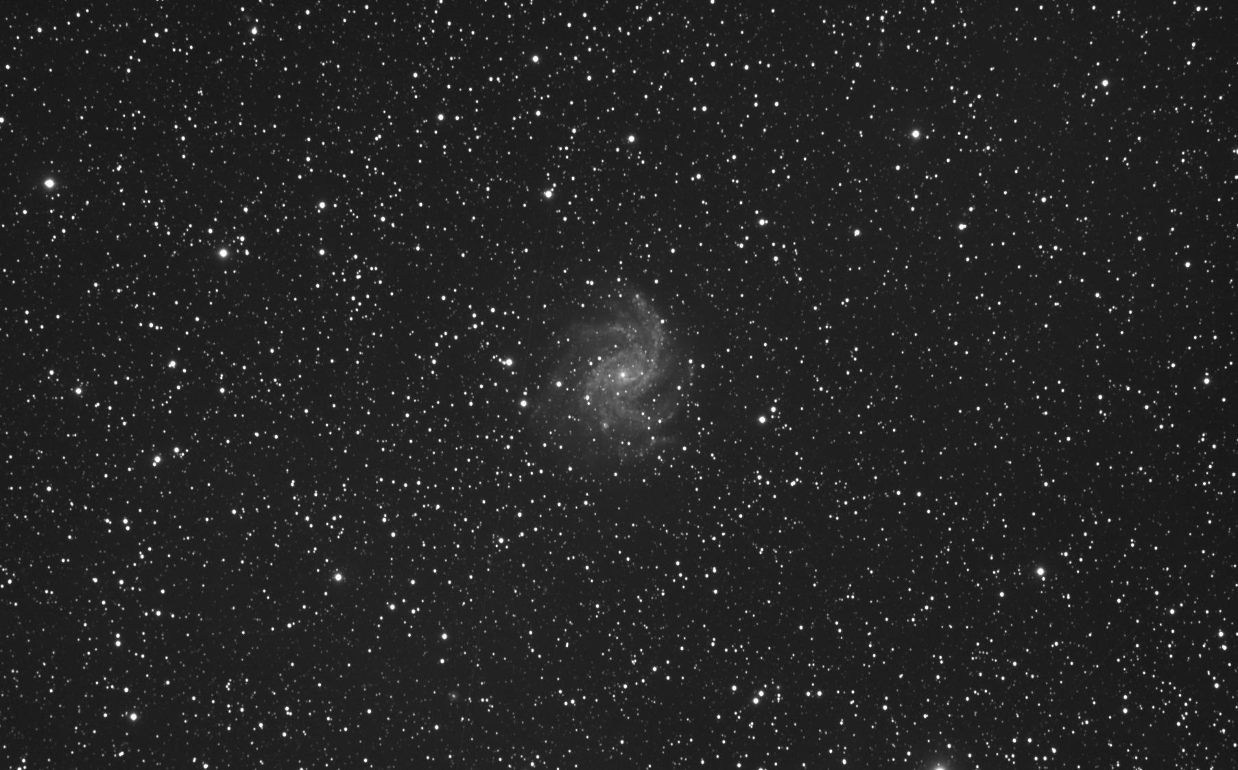 6187df49b5e81_NGC6946L499recadr.jpg.c006561157a594fc16850c8bf23751d4.jpg