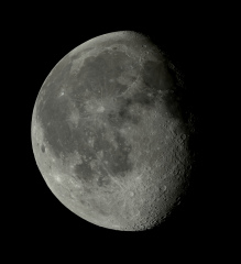 Lune gibbeuse du 23 novembre 2021.jpg