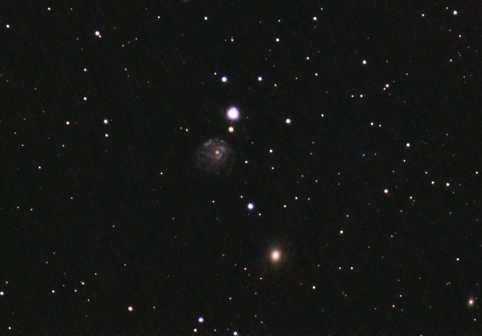 r_NGC2276_stacked-siril-PS-finale.jpg.2eb15f9af9541e432d23950f619eaaae.jpg