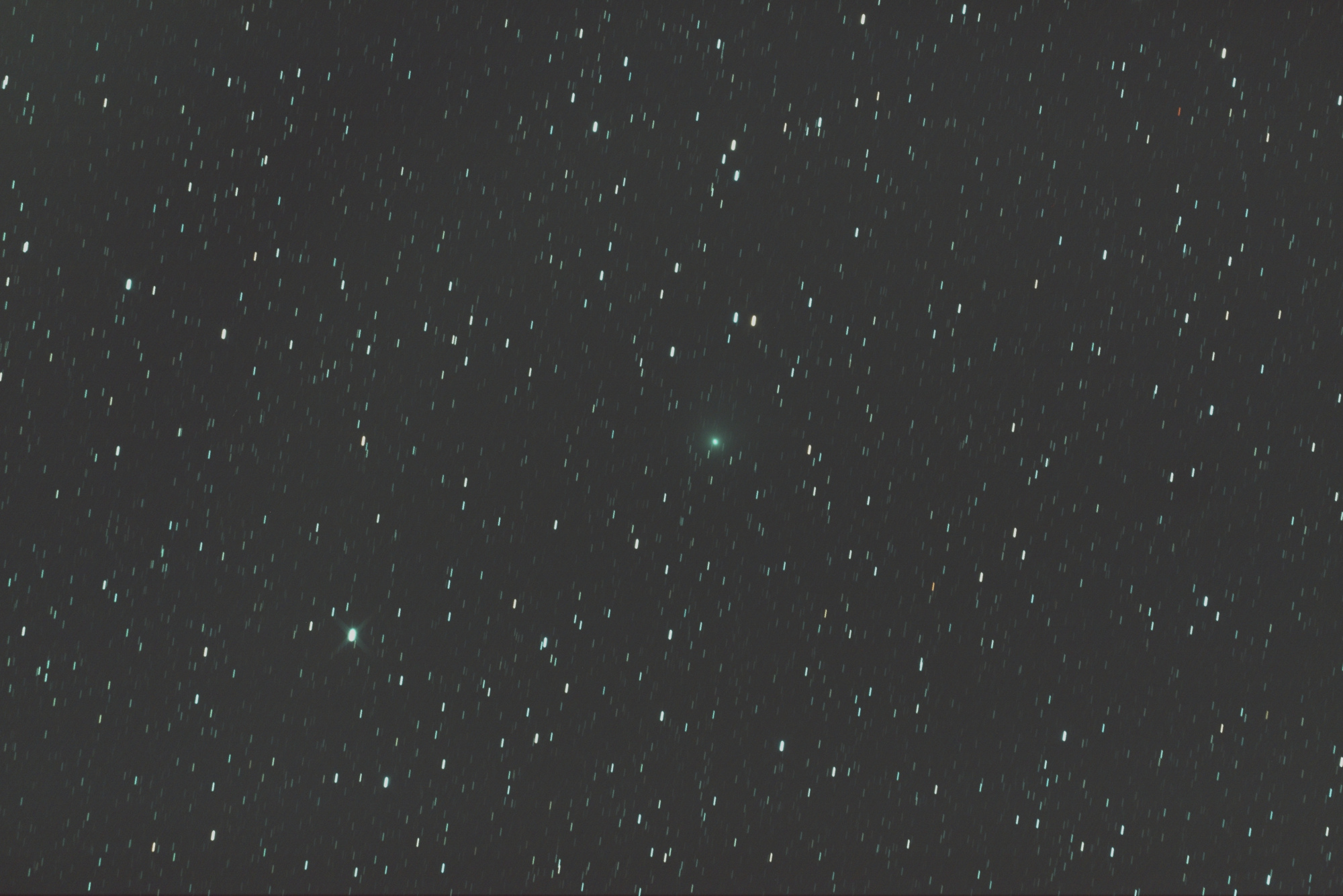 comete_l3_2.thumb.jpg.6e2aeda02f8aa10daf02b8b6ec0f61b2.jpg