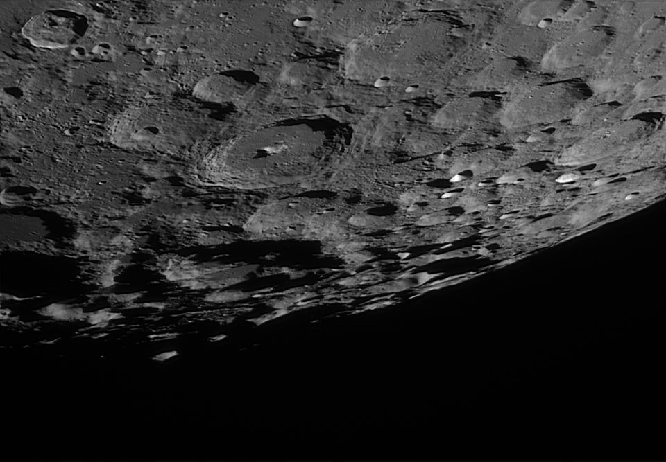 Moretus et le bord lunaire du 2022-02-11-1753_7-U-G-Moon_lapl6_ap1964 à 80%.png