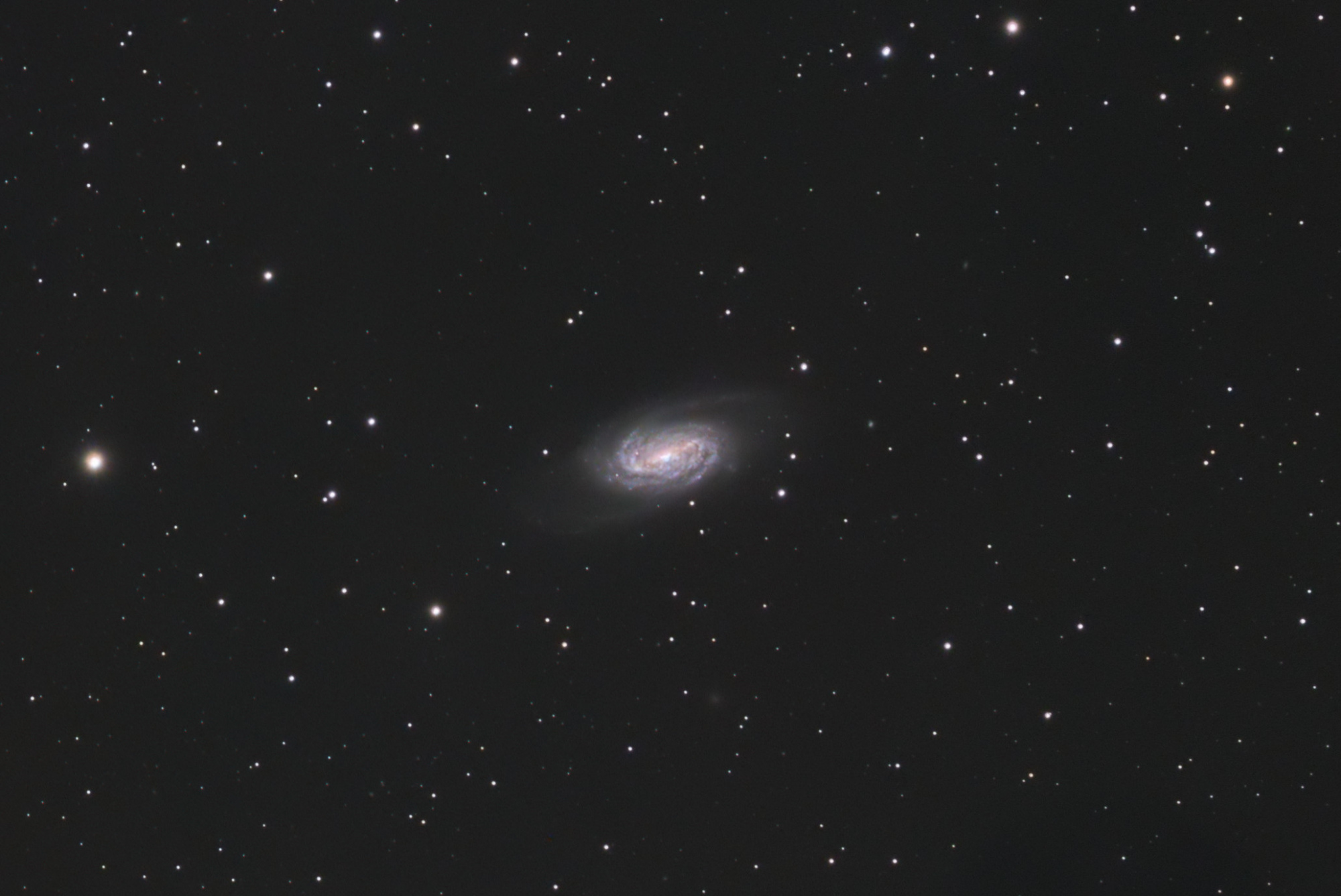NGC2903_48x5minLRBGTraite.thumb.jpg.07a9c9fc7a8c36dc58f4a9756b07b65c.jpg