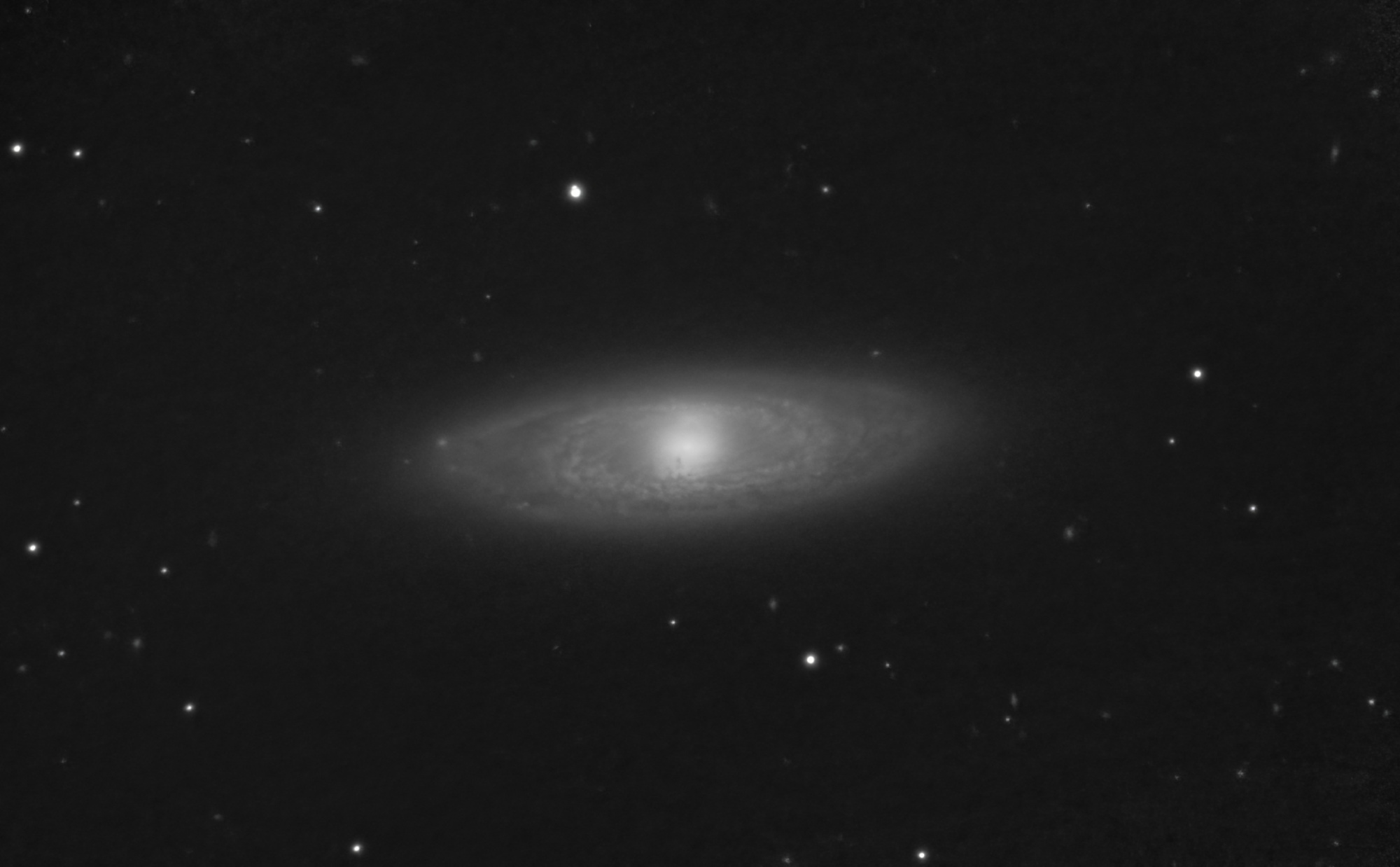 NGC4448-DeNoiseAI-low-light-1.thumb.jpg.fae6991461c59676e11f403531d00b24.jpg