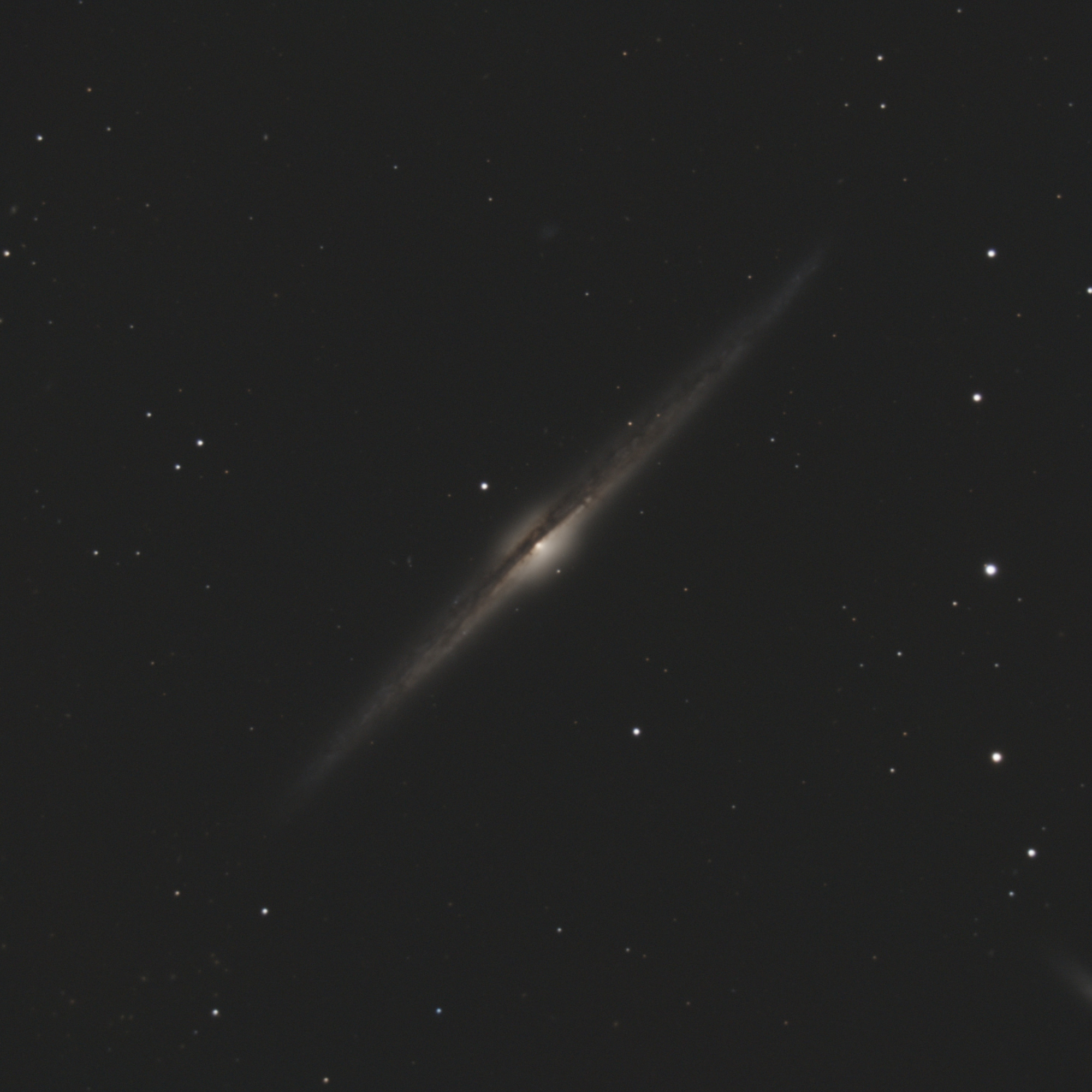 NGC4565_2022_03_28_3sets_SSFW_DOF_70im300s_csr_eG_ecp_th02.thumb.jpg.64fd128ca979ef45c4c6f75724eeab65.jpg
