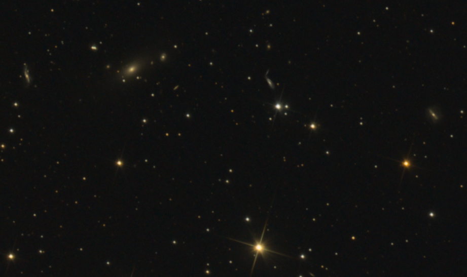 Crop_principales_galaxies.jpg.5216cd8ebe908a837341813ca3dad80a.jpg