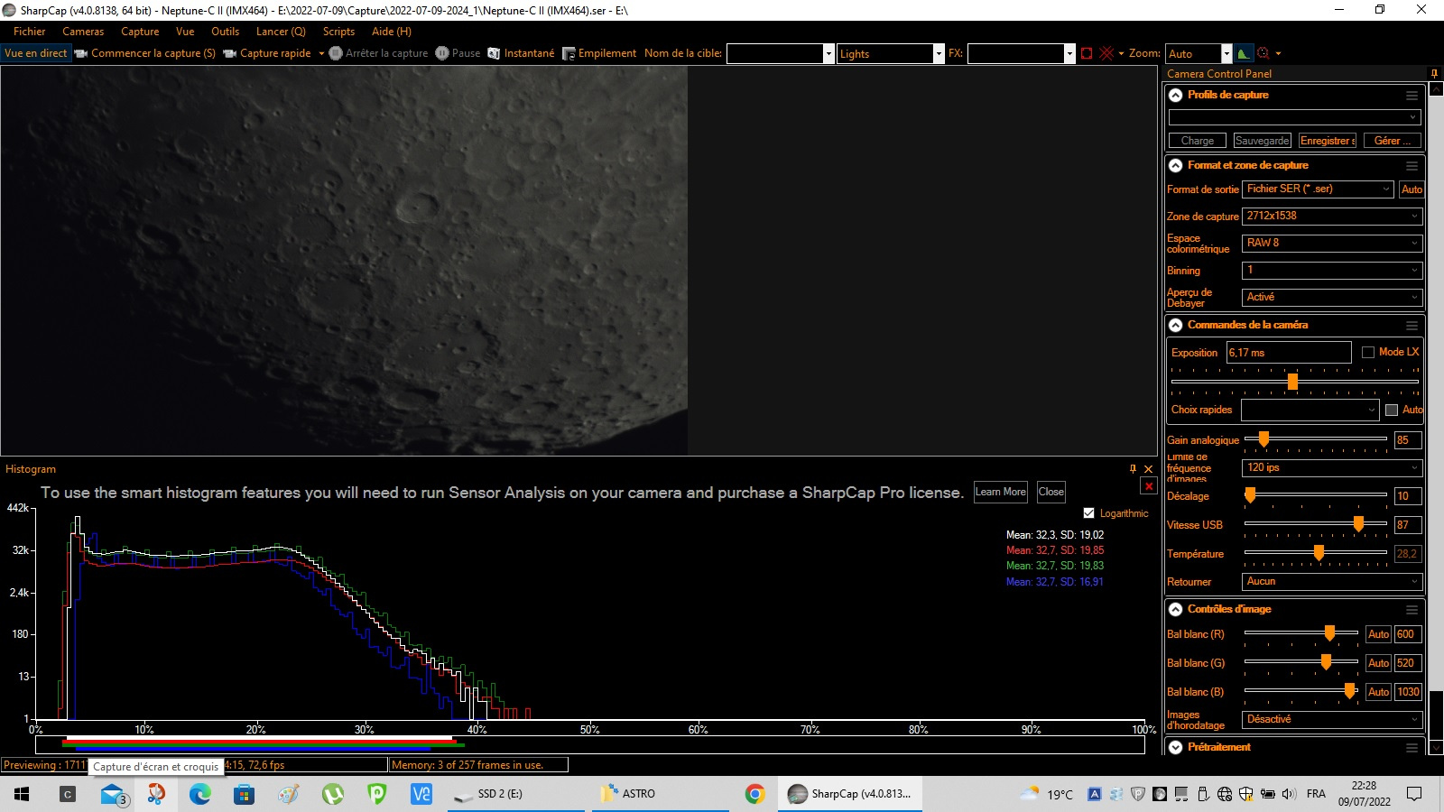 sharpcap-lune-2.jpg.447af92d4a3c36941424853794b916f7.jpg