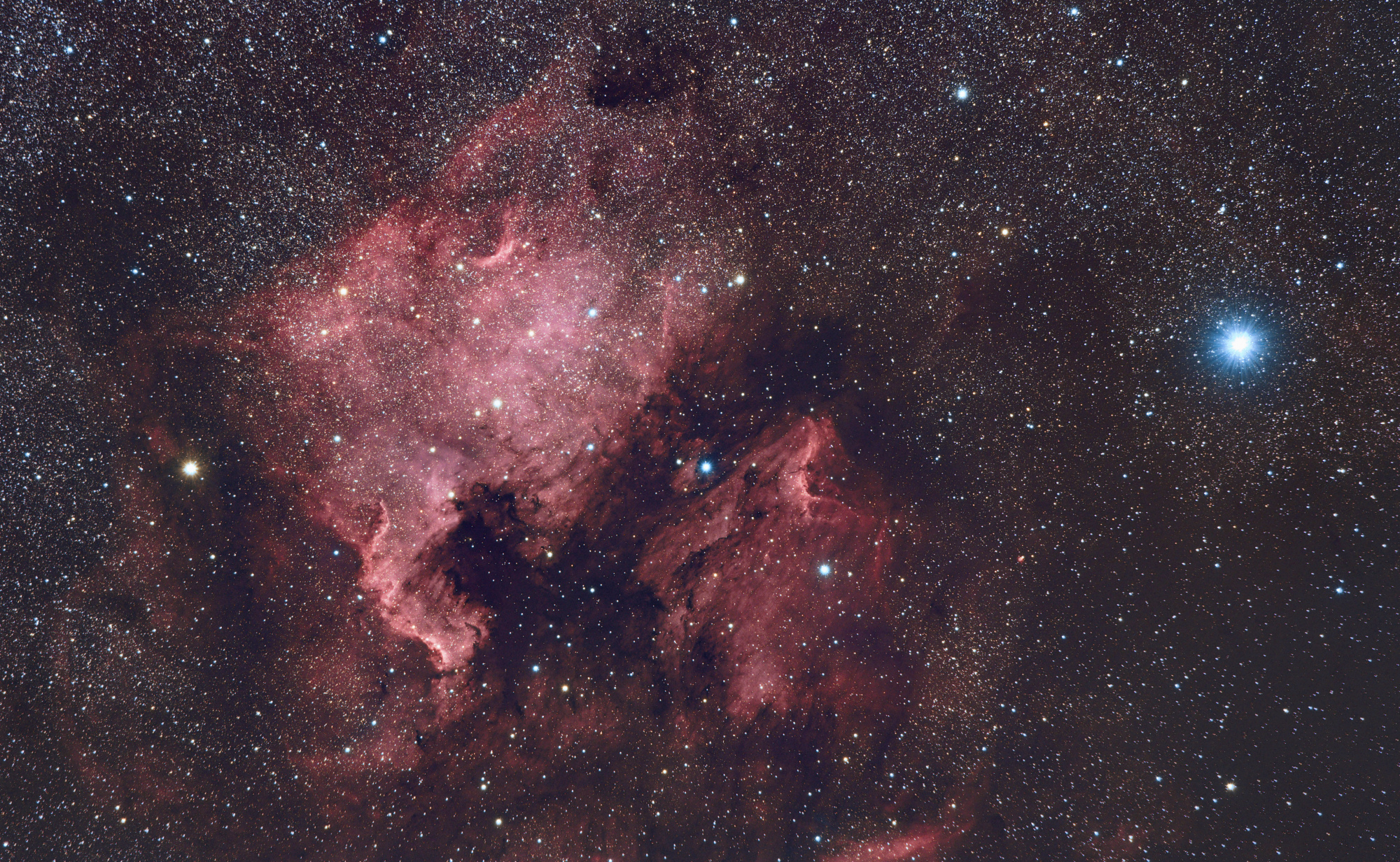 NGC7000HalphaVBV2b.jpg