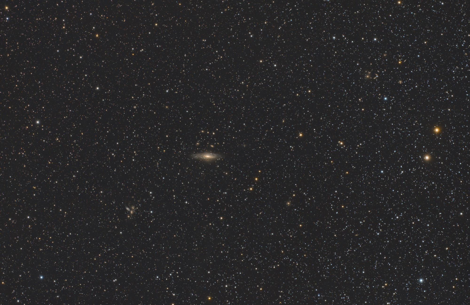 NGC7331-Drôme-foyer-61x180sec.jpg