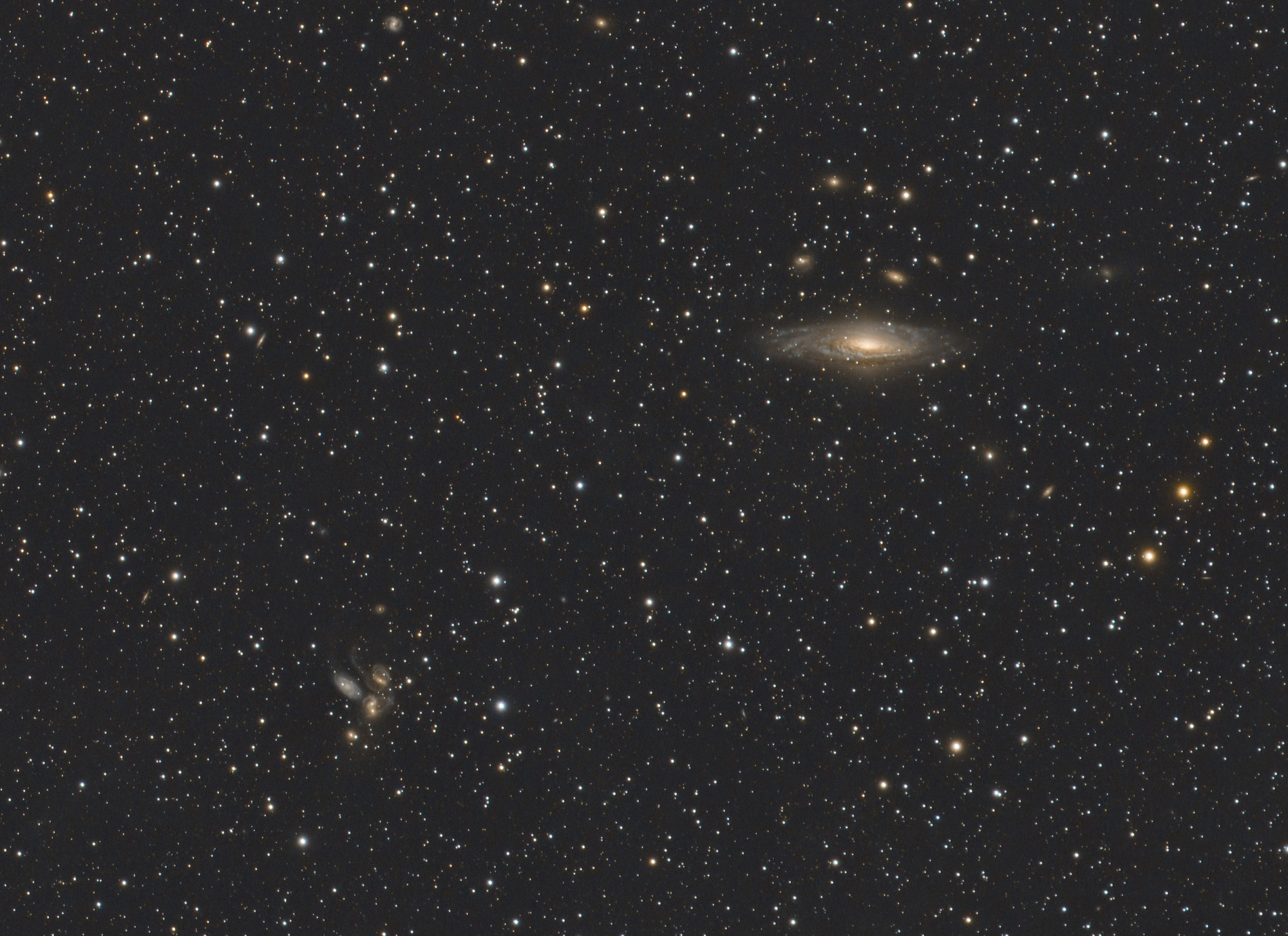 NGC7331-Drôme-foyer-61x180sec-Recadr2.jpg