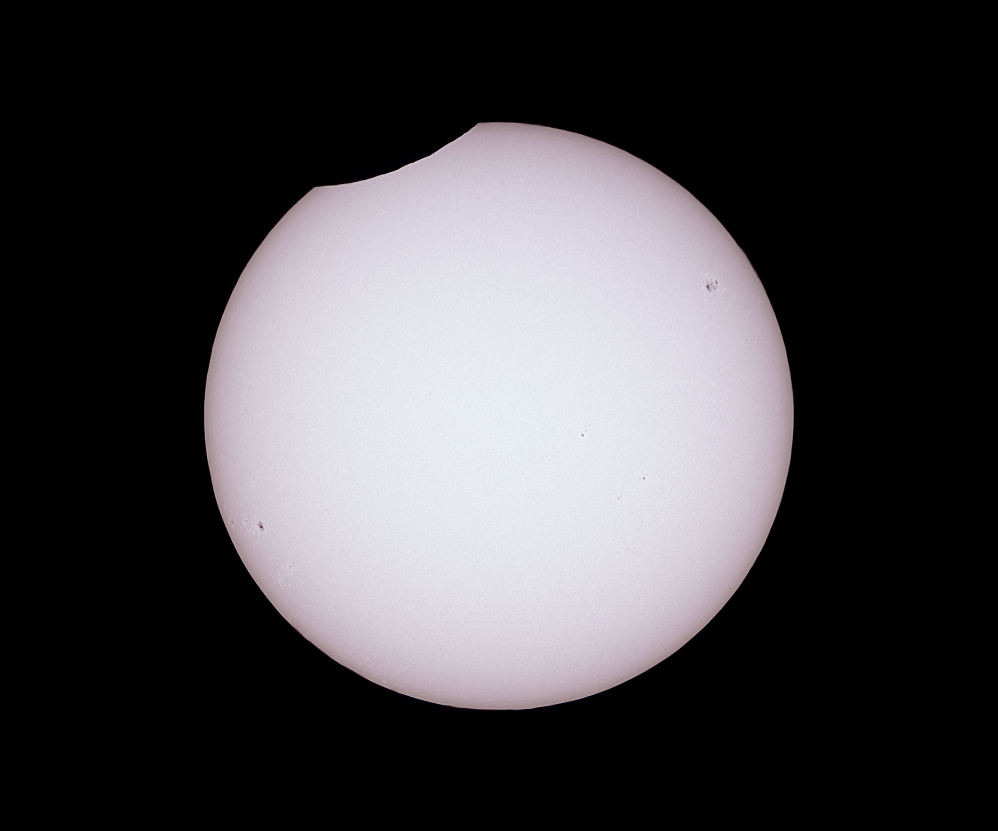 eclipsesoleil-251022-09h18m23-t256f5mf5as7i.thumb.jpg.1dbfb4d2eea67f5183b4b21a420e610c.jpg