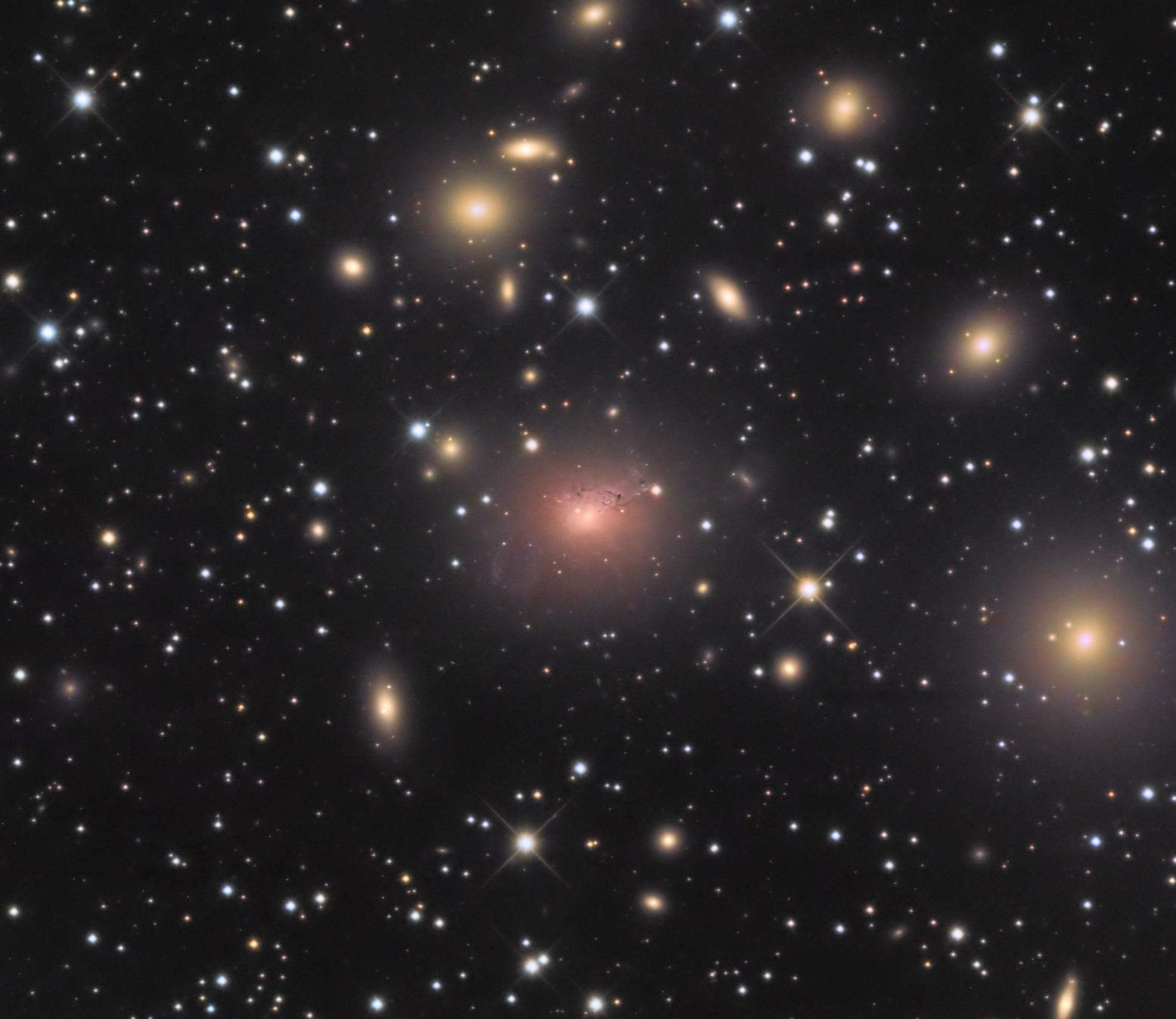 NGC_1275_crop.jpg.30be73965e0fde16d7a210926e5b4b17.jpg
