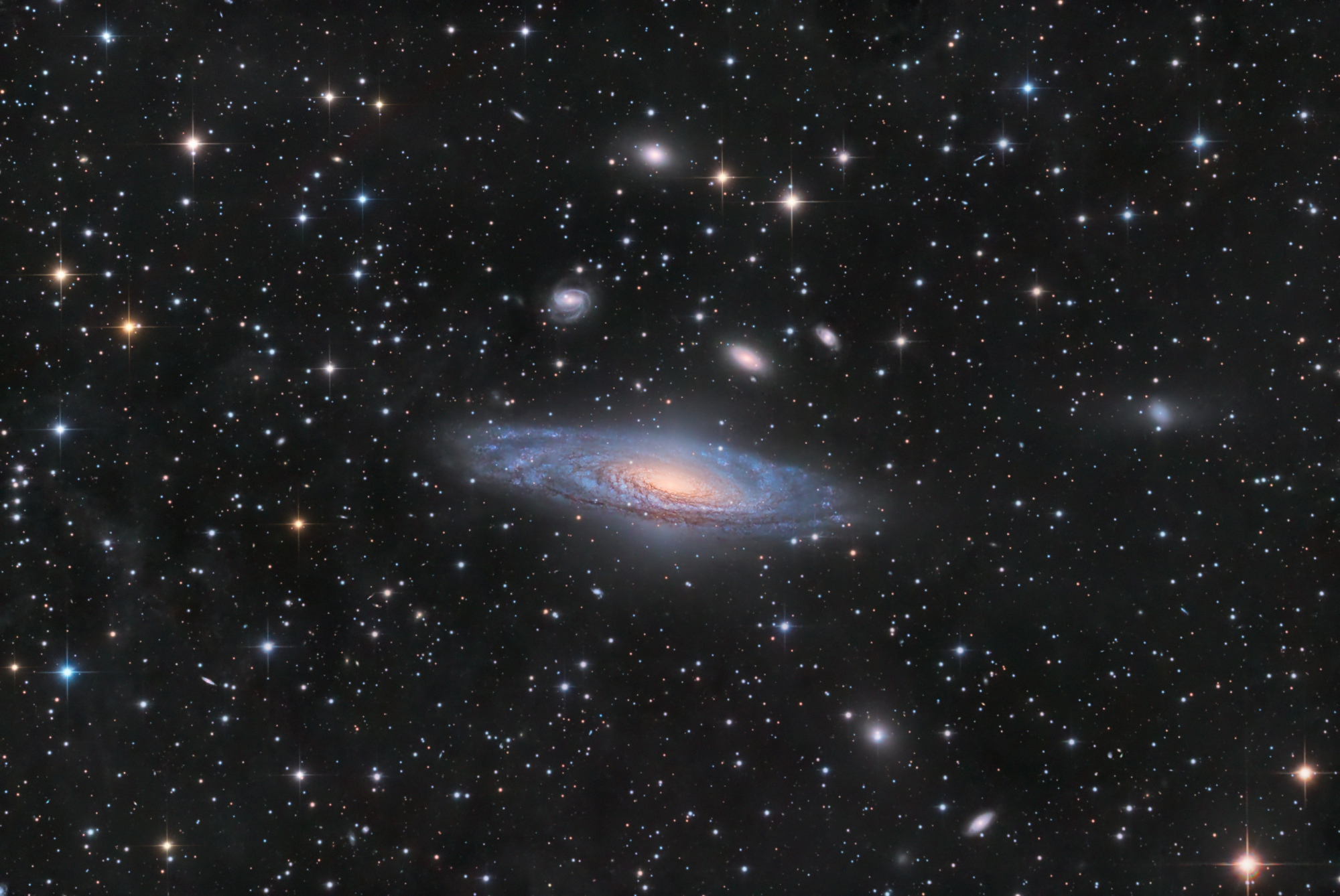 NGC7331_LRGB_Final_v4_srgb.thumb.jpg.cdaa58e08ac196e583eed5cf9d224525.jpg