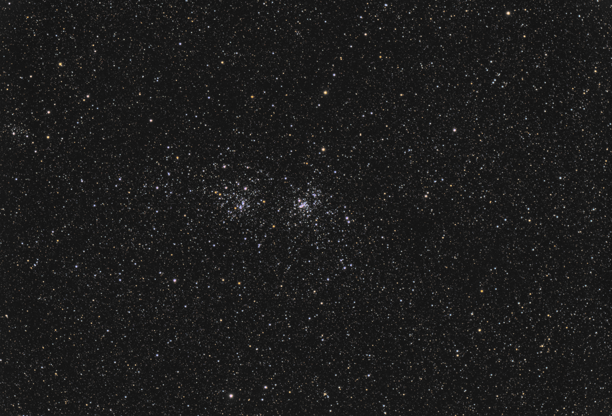 NGC869-884_RGB_GraXpert-siril-photom-SCNR-PS-astropanel-finale.thumb.jpg.41f41bee0a7475bcca6ecdf676670a9b.jpg