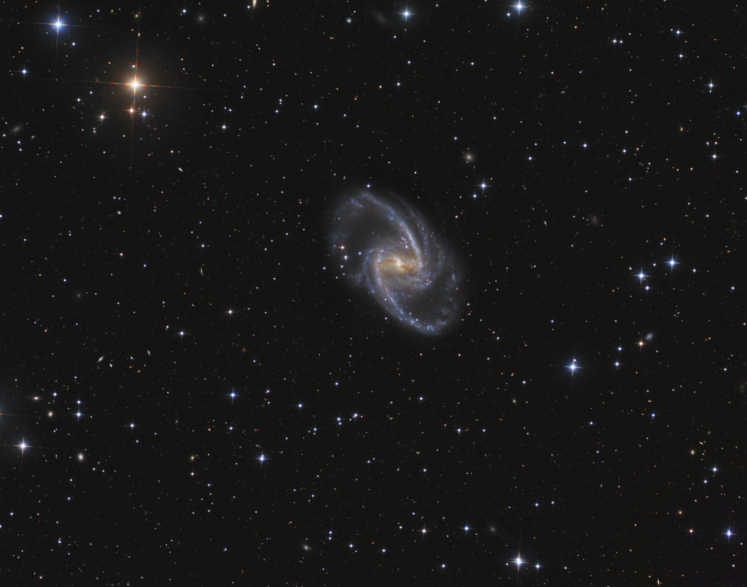 NGC1365_astrosurf.jpg.db598555b11289188bf1791a22990ea2.jpg