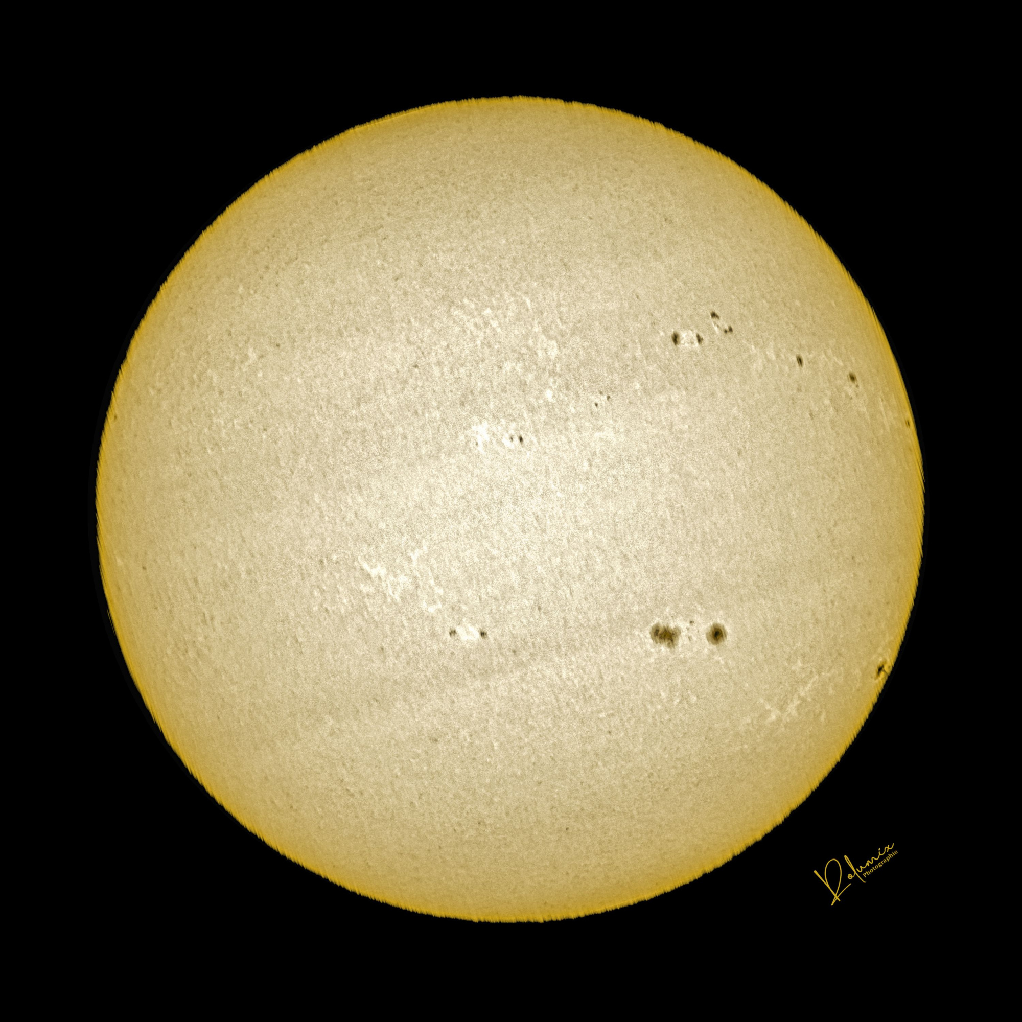 SUN_2023-05-29-1252_7_dp-20_continuum_RFc.thumb.jpg.5db2f028d9e522e5390b4c151e2e4e68.jpg