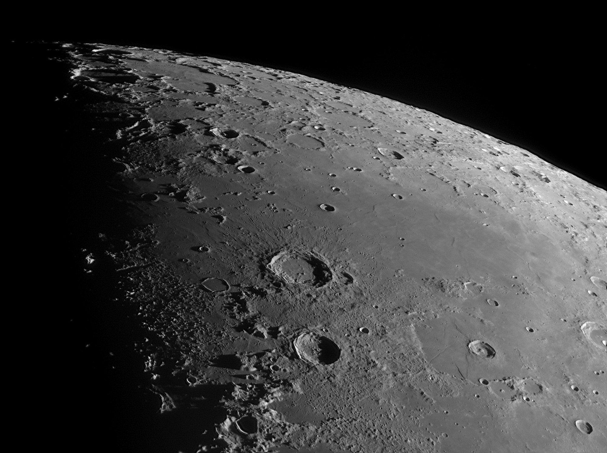 Lune-20230526_Meton-ba15-10-AS.thumb.jpg.e6caa4ed6c303098d2e60ec763d684dd.jpg