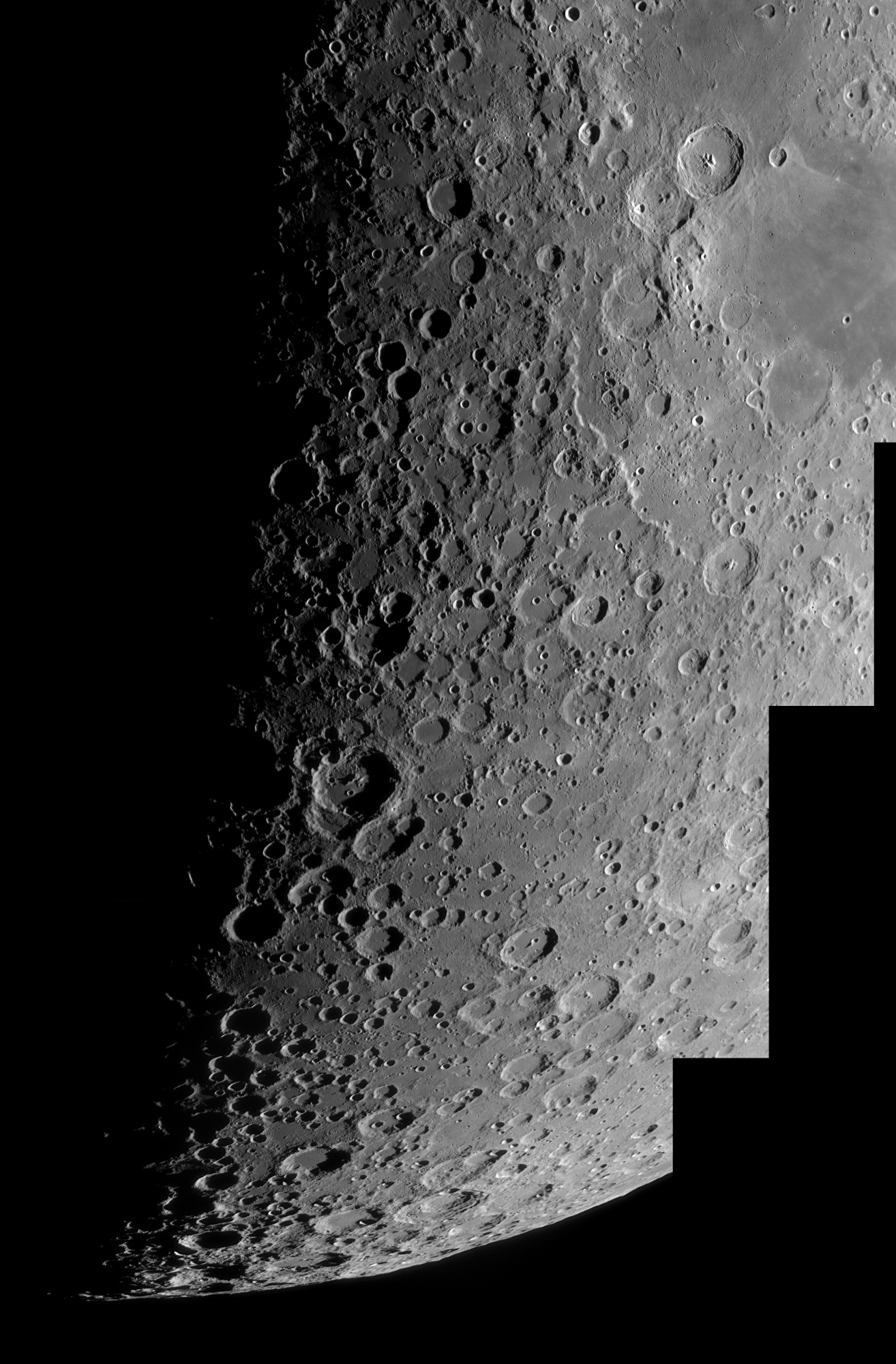 Lune-20230526_Mosa_Sud-baAS.thumb.jpg.c1b979c1c0a7c867744960efcb95c8b1.jpg