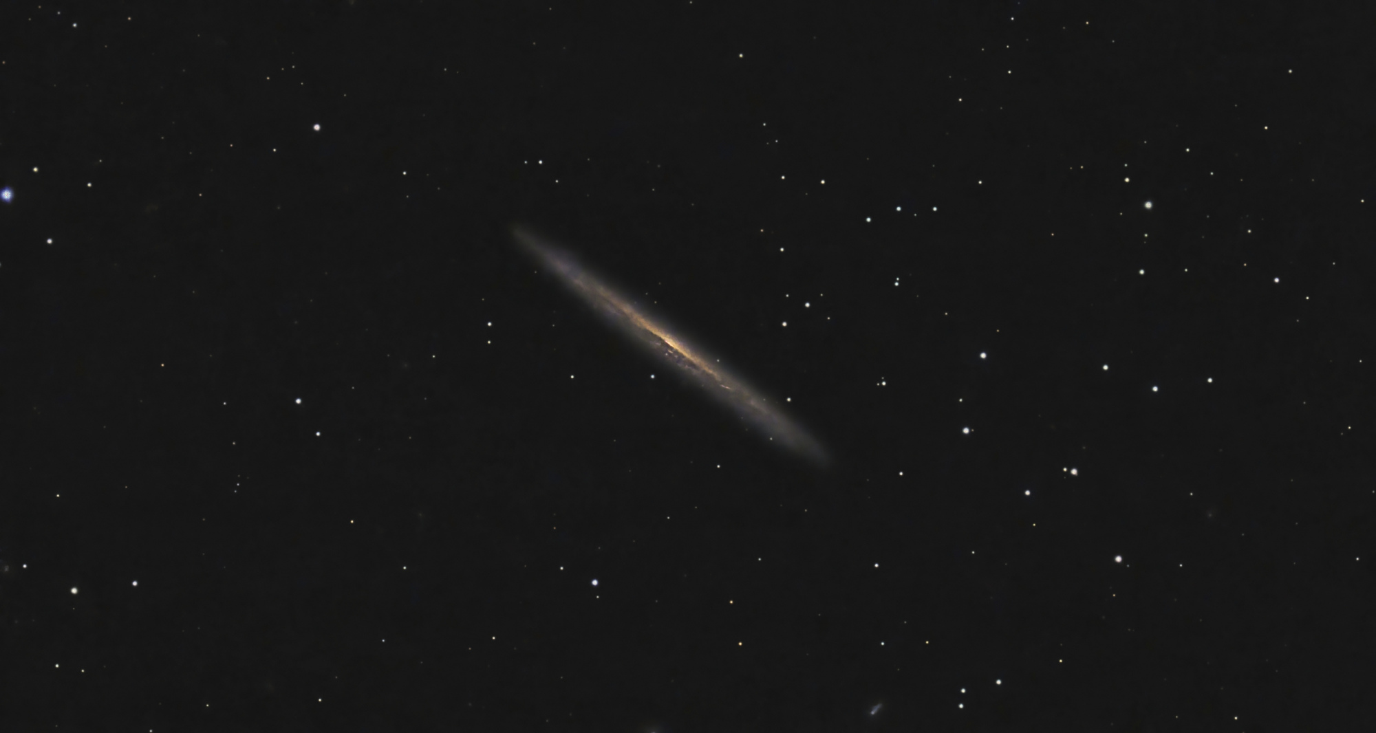 64f16942a6c78_NGC5907-80ED-715c_RGB-Siril-Pix-PS-finale(1).thumb.jpg.8edb54e2712d1c5b1bf098aae8450782.jpg