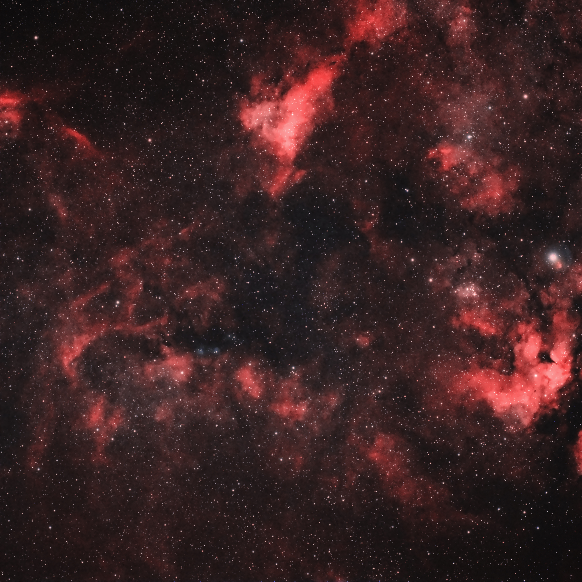 NGC6814-6910_30x180s.jpg