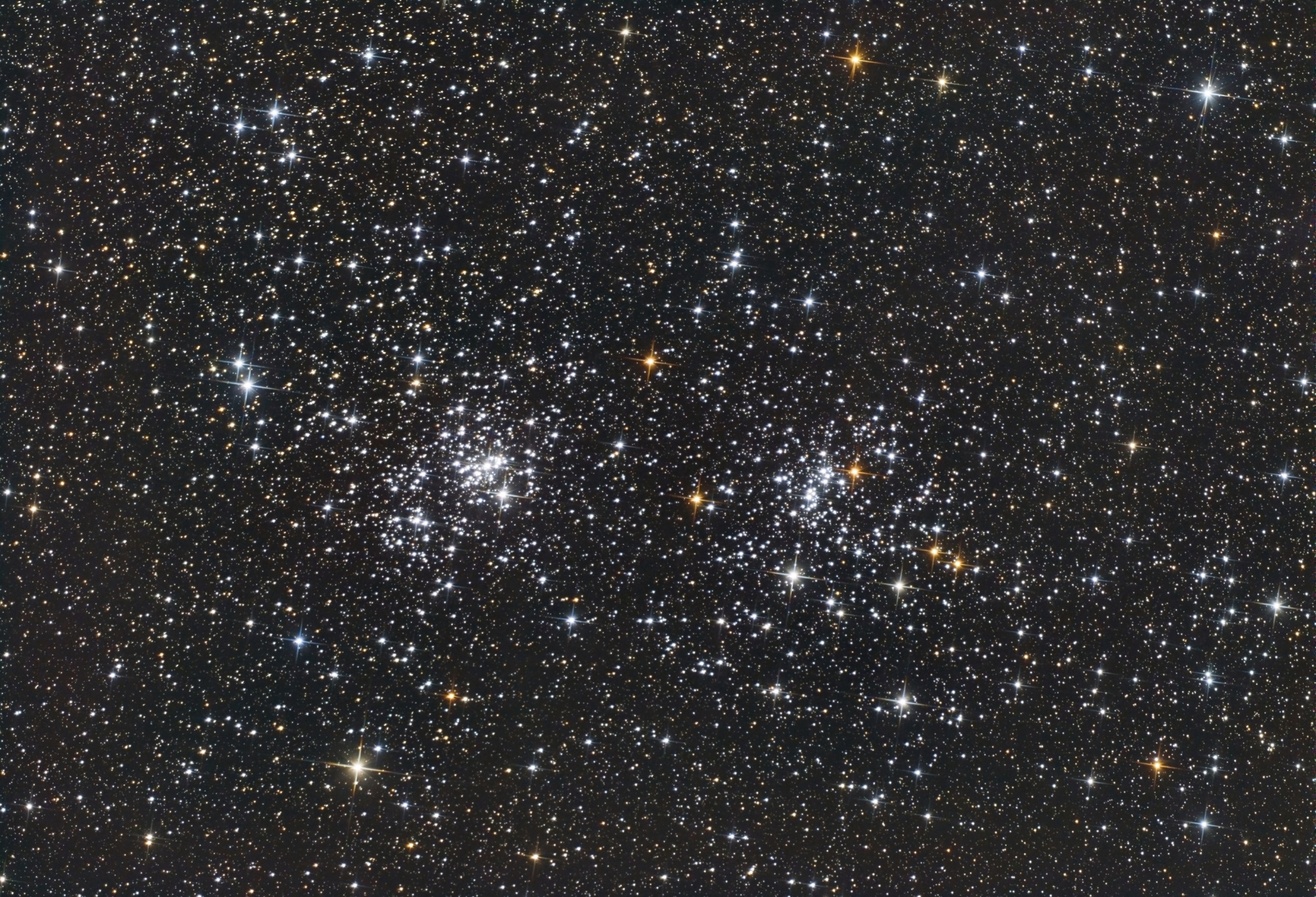 NGC869_884_amas_N150_artemis_294c_RGB_Siril-Pix-PS-finale.thumb.jpg.084f7e7901389a70d08a73aef3c5d1c9.jpg