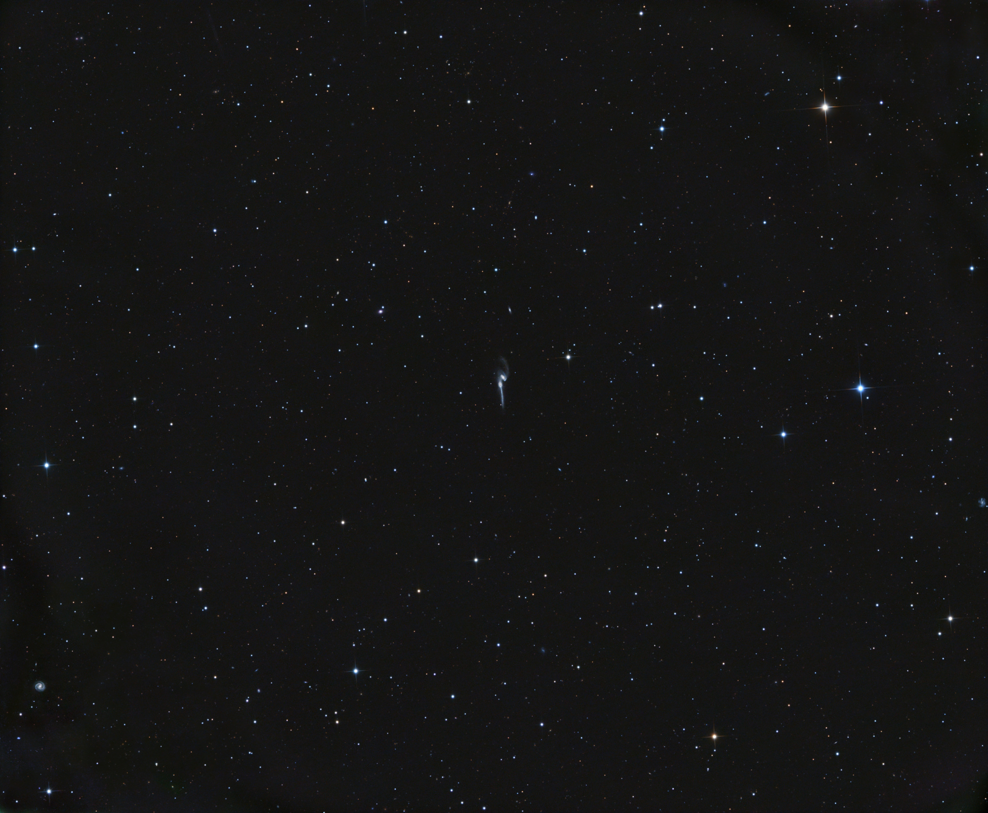 65c7c515cd90e_NGC4676_Antlia-L_FinPix_Rduit.thumb.jpg.f79dc20e96e5210985f3dbe5e2884447.jpg