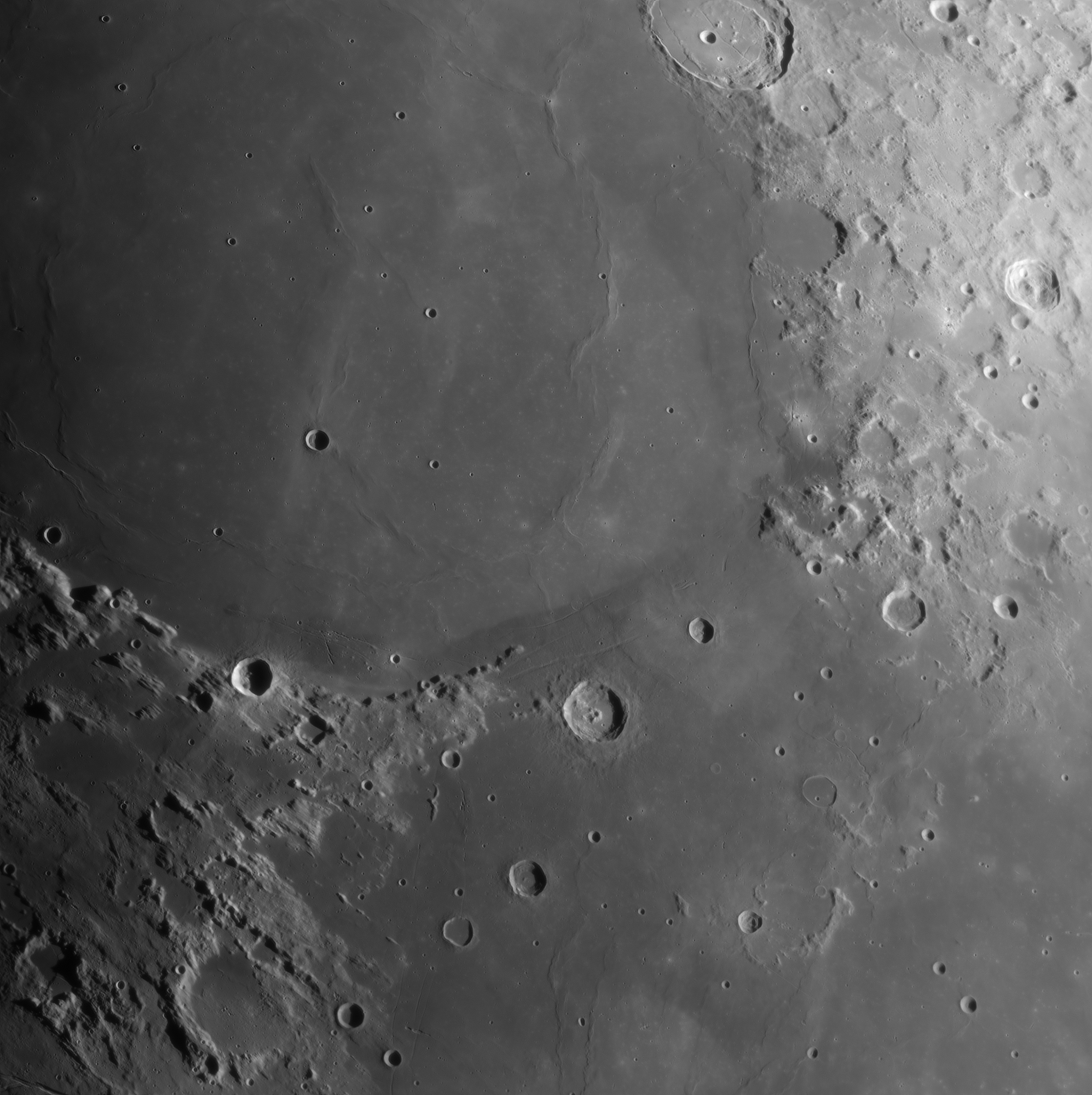 65d0dfd6b59f1_de_la_mer_de_la_srnit__la_mer_de_la_tranquilit__du_2024-02-16-1748_8-U-R-Moon_l3_ap4074.thumb.png.a618c017f075420a6e6450b85561559b.png