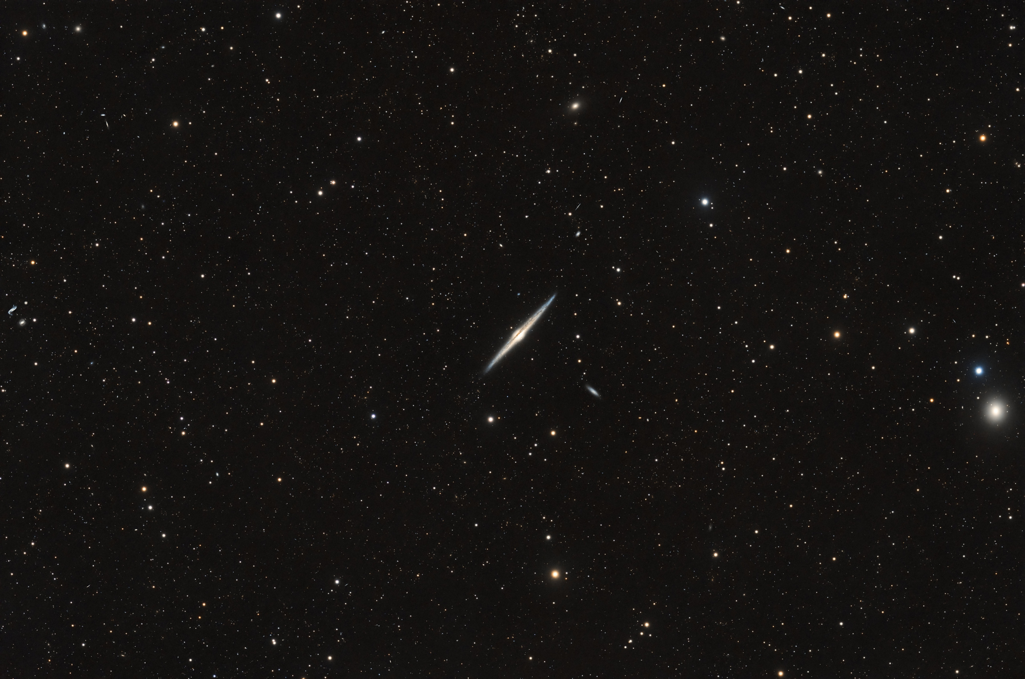 NGC4565_57im_300s_0_DxO.thumb.jpg.3e788a3d2fec31777b1d52ed286c9727.jpg