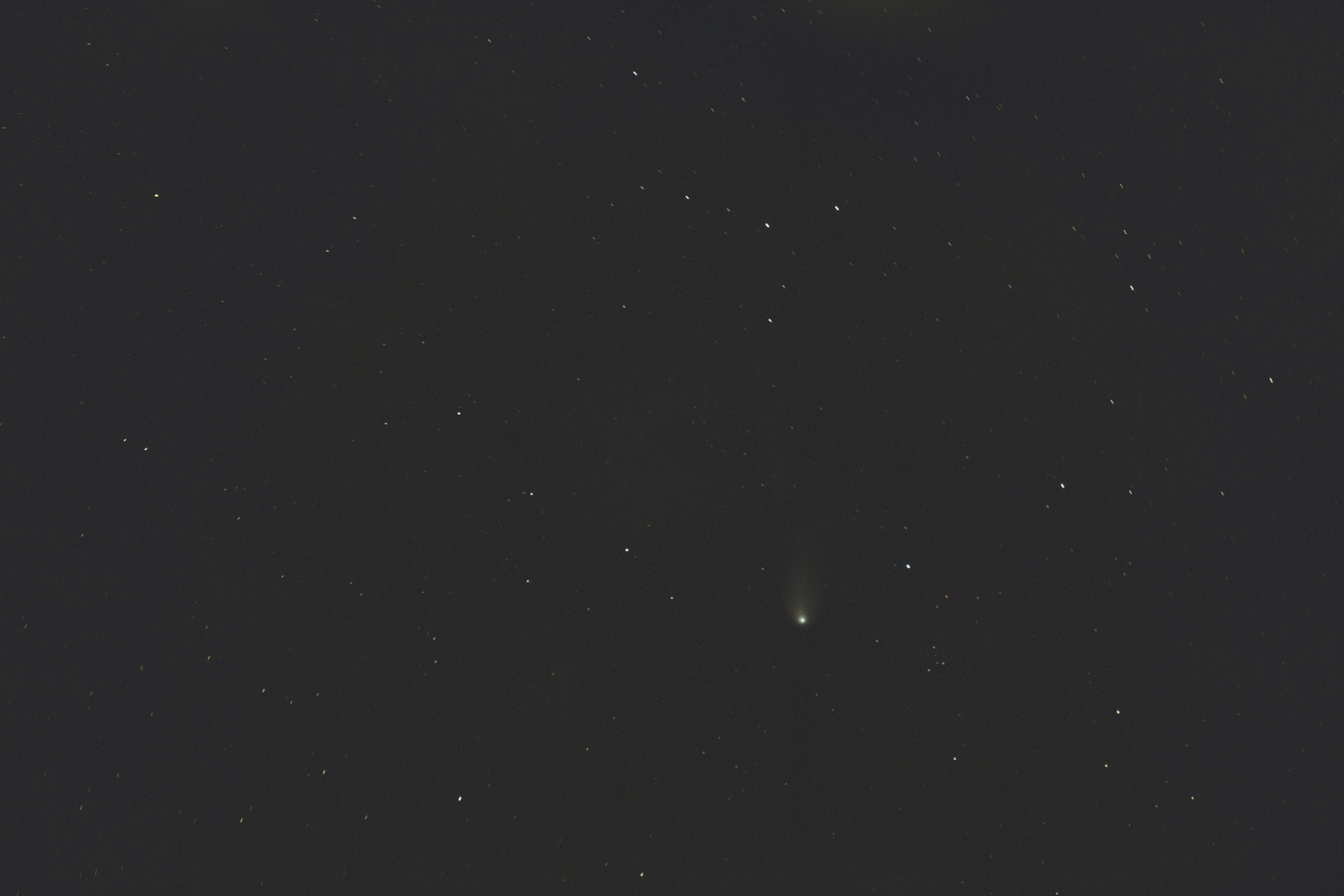 comete_12pF_.jpg.0c7d8858f16931cc4c63c278f5823d49.jpg
