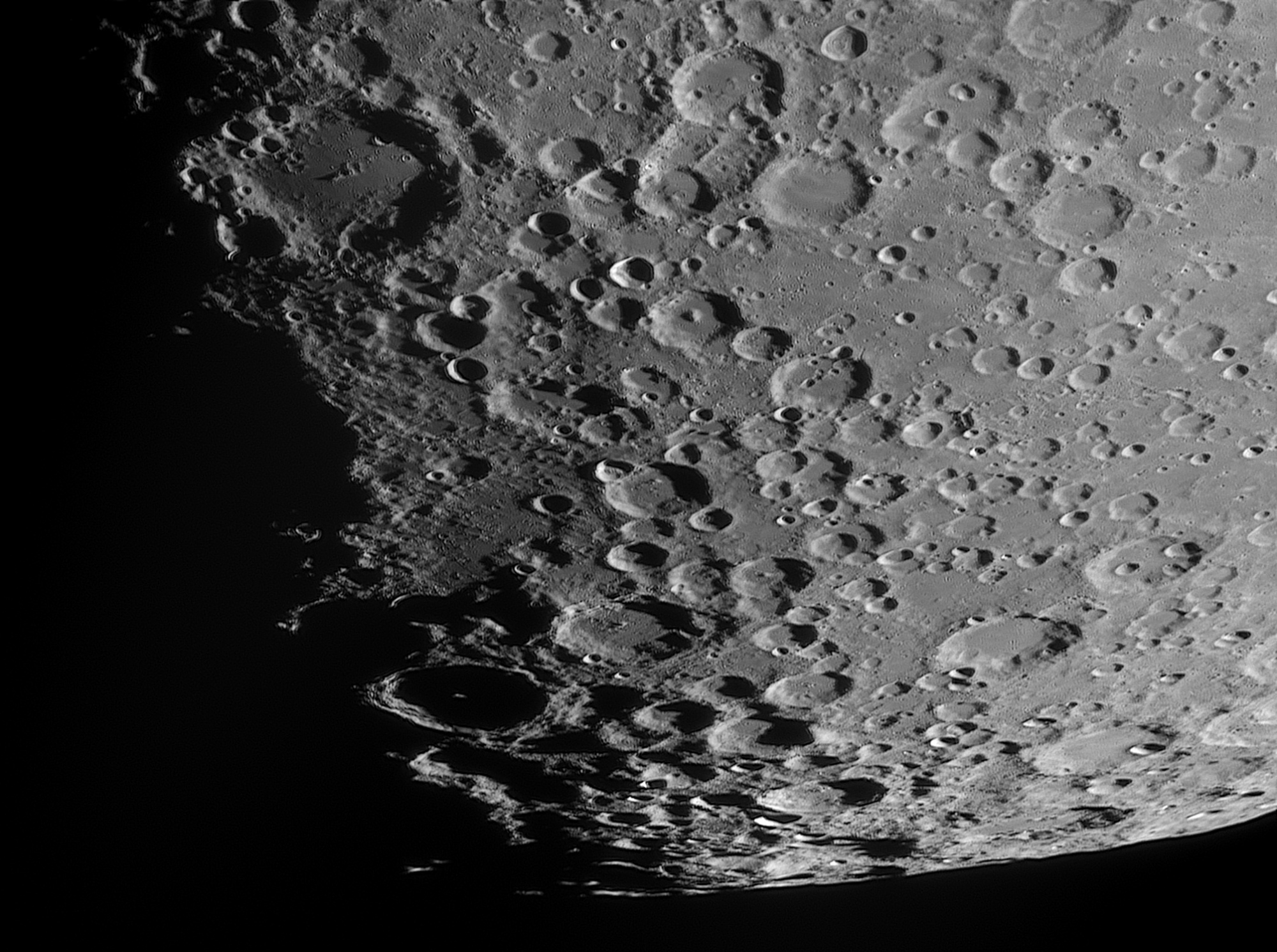 Lune-20240516_Maginus-ba05-AS.thumb.jpg.449d8a6a563cd20d7d45067fca8b1e62.jpg