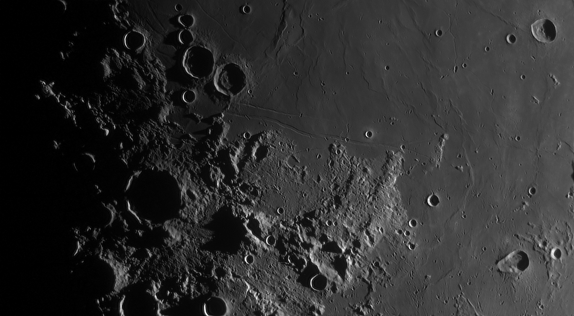 682a3e4170ca4_2025-05-03-2007_7-JS-G-Moon_ZWOASI290MM_AS_F300_lapl4_ap1475.png.fc9d4b2f92f5a920e666751b505c9a67.png